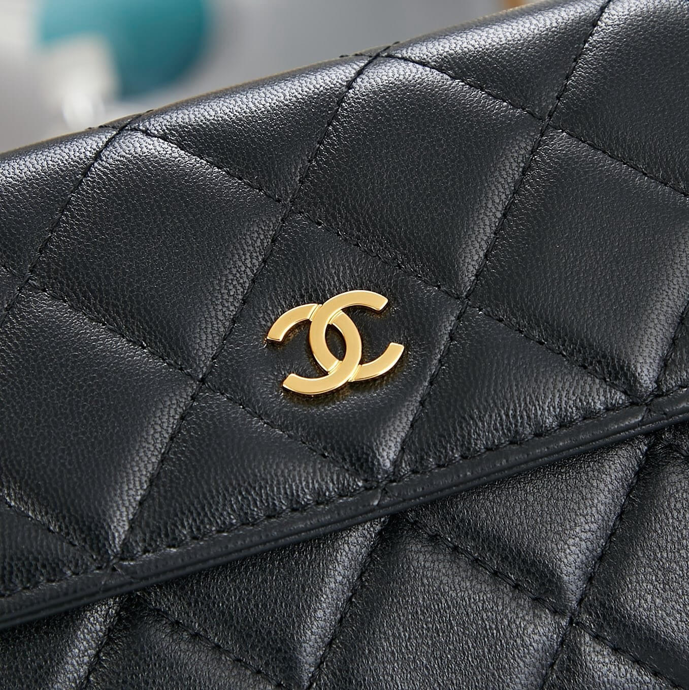 Ch*el classic long wallet