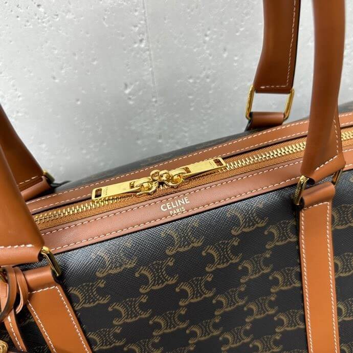 Ce**e large travel bag in logo print and calfskin