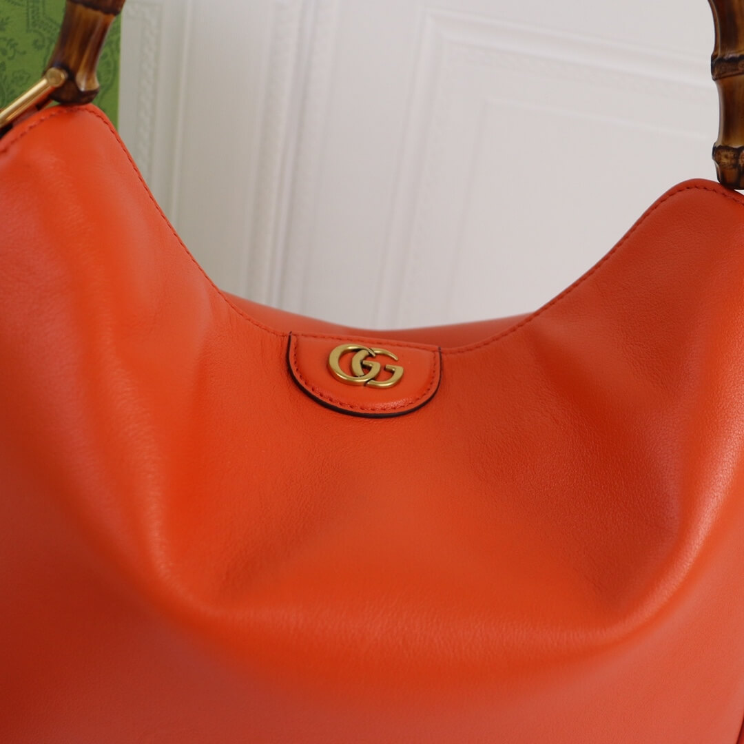G*u*i diana medium shoulder bag
