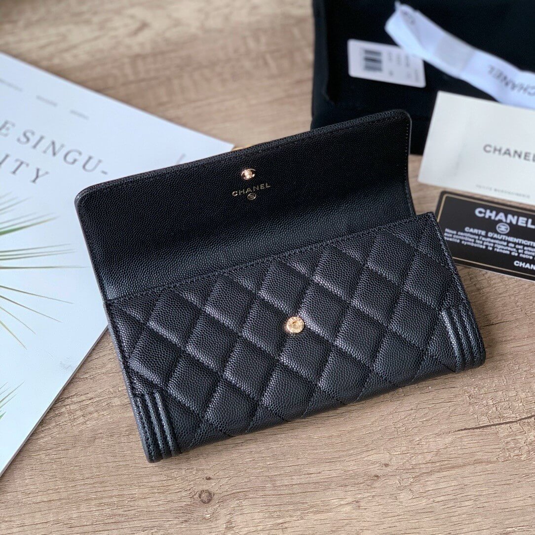 Ch*el classic long wallet