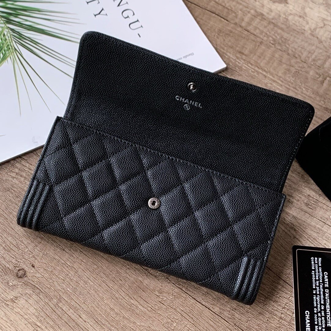 Ch*el classic long wallet