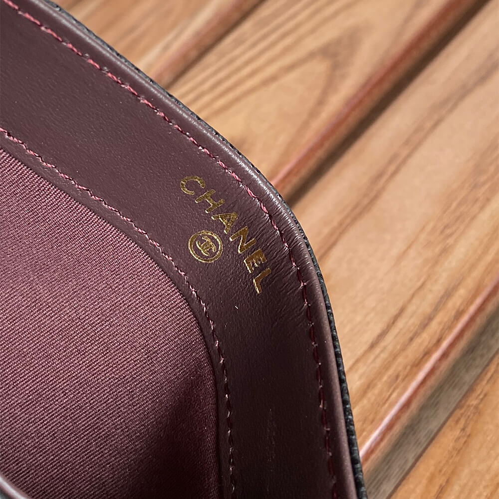 Ch*el classic card holder
