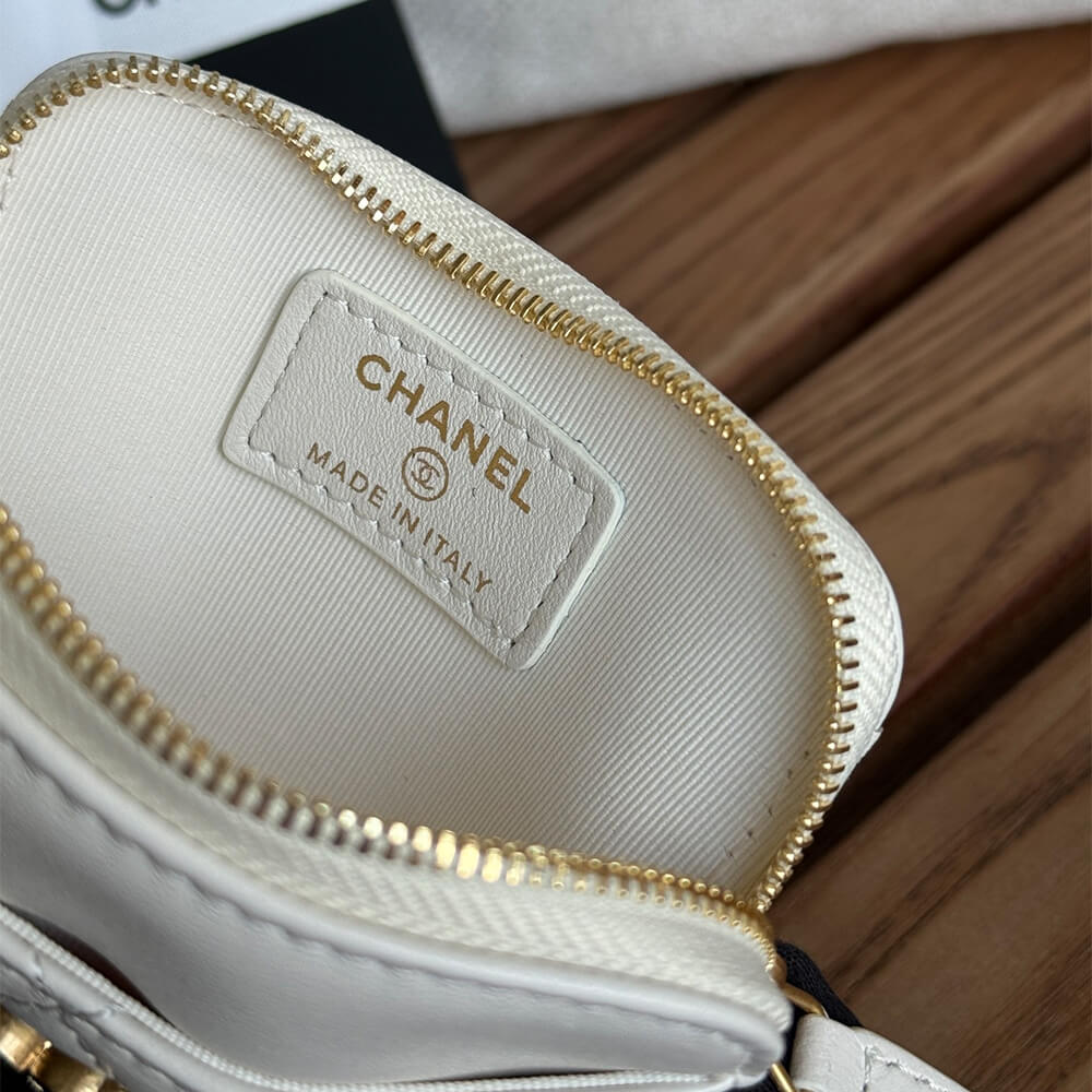 Ch*el 19 zipped coin purse