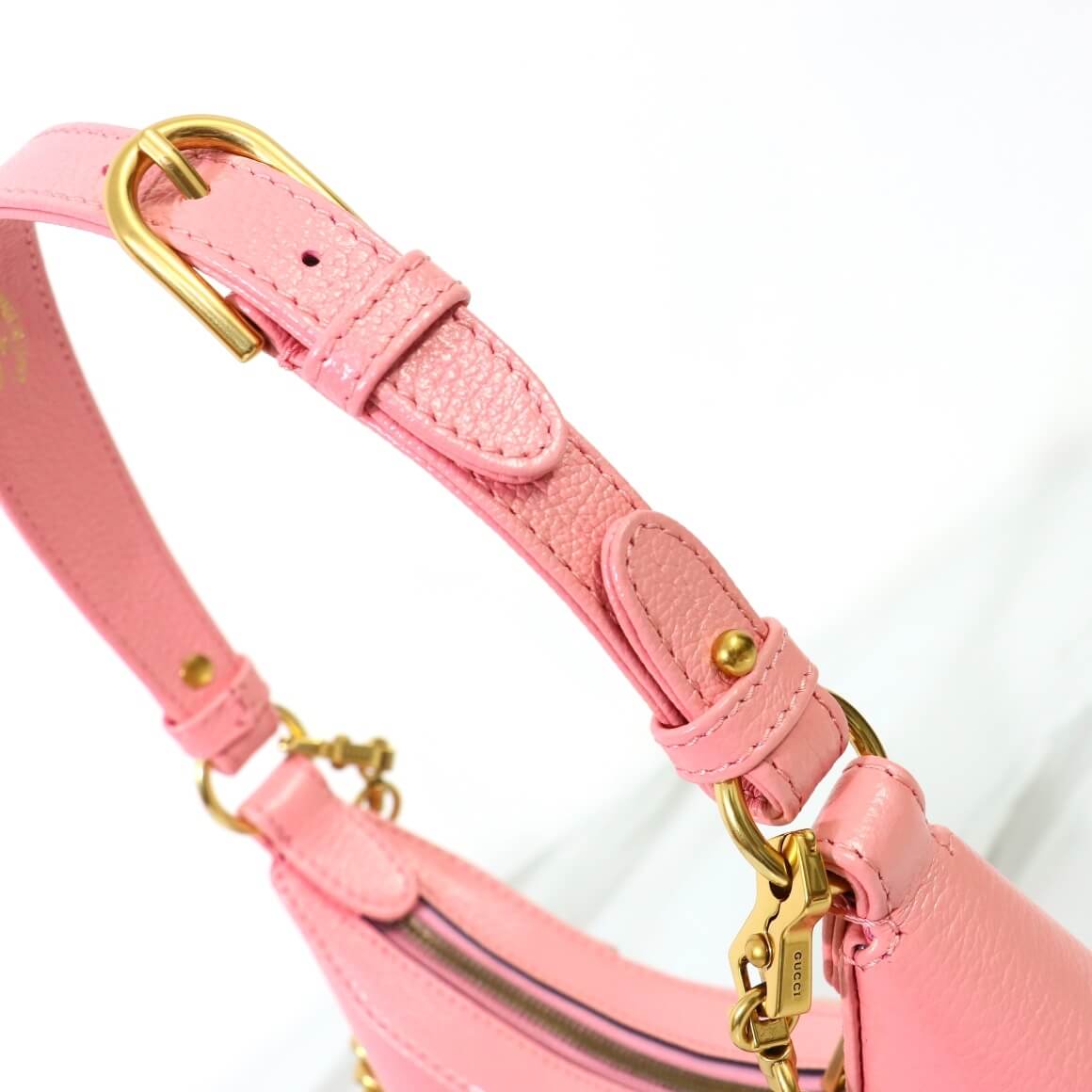 G*u*i aphrodite small shoulder bag